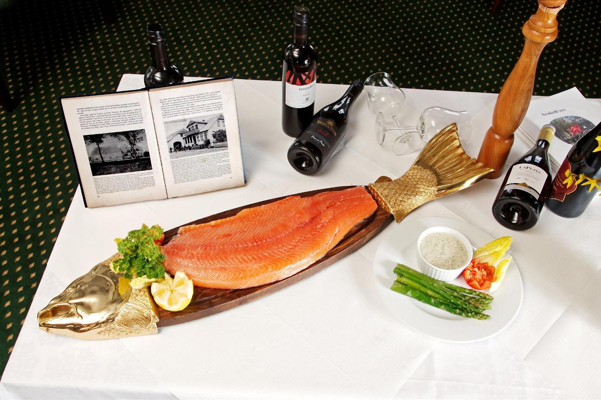 Solyst Kro- Restaurant Og Hotel I/S Обенро Екстер'єр фото
